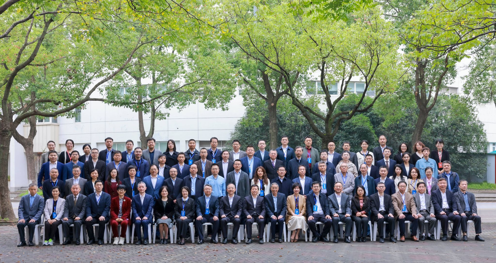 合照2.jpg 合照2.jpg